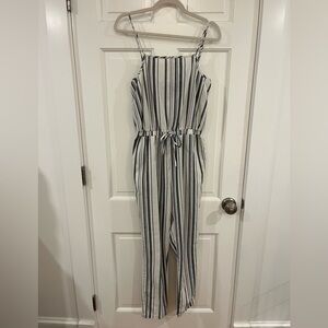 Linen Blend Navy & white jumpsuit